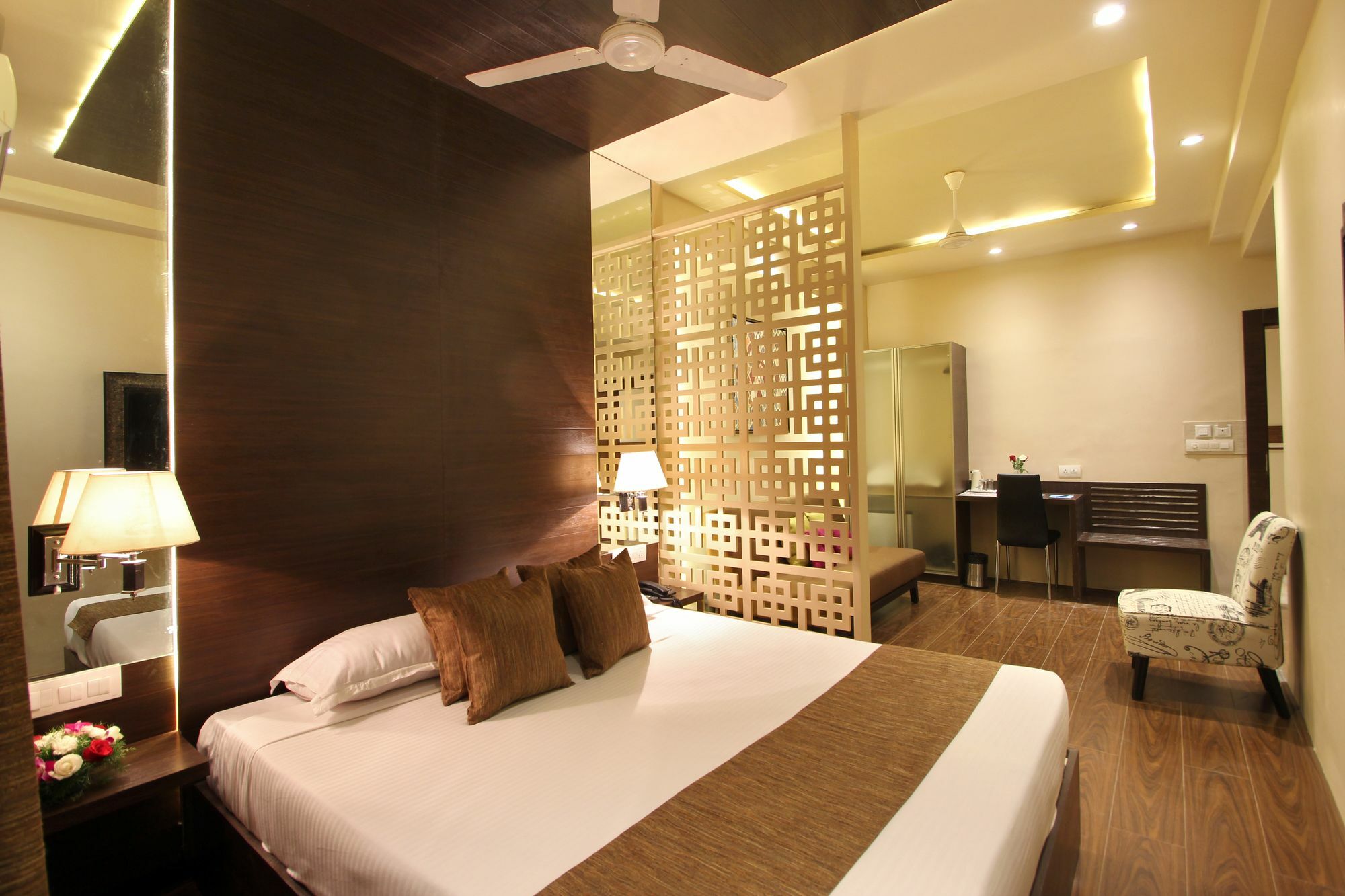 Fabhotel Arastu Nampally Hyderabad Exteriör bild